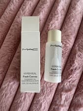 Image of MAC Hyper Real Fresh Canvas Cleansing Oil 30ml 1 oz