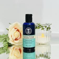 Image of Neal’s Yard Remedies Geranium & Orange Foaming Bath 100ml Authentic