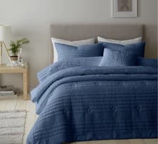 Image of Catherine Lansfield Seesucker, Ruche tuck Banding King Size Duvet Cover Set BNWT