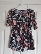 Image of M&co floral print top BRAND NEW