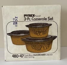 Image of Pyrex Ware 3 Pcs Casserole Set Old Orchard Collection Corning 480-47 Vintage New