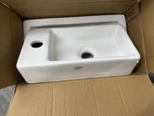 Image of Compact rectangular ceramic basin with left-hand tap hole