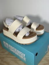 Image of Reef Water Vista Hi Women’s Beige Sandals UK 7 EU 40 Brand New