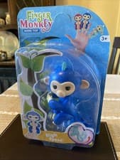 Image of WowWee Fingerlings Monkey Interactive Baby Pet Toys