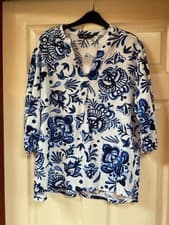 Image of F&F linen blend top. 3/4 length sleeves. size 8. New with tag