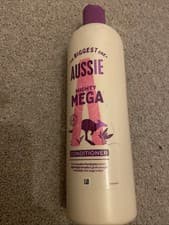 Image of Aussie Mighty Mega Conditioner Nourish Your Hair With Mighty Conditioner - 470ml