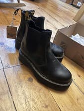 Image of Dr. Martens 2976 Quad Platform Chelsea boots UK Size 6.5 black Smooth Leather