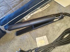 Image of Cloud Nine 2-in-1 Contouring Iron Pro + case & comb - Excellent Condition