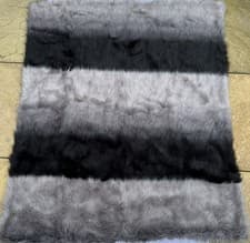 Image of Kylie Minogue ERIN fluffy Blanket black/grey