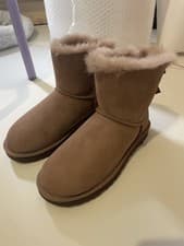 Image of UGG Mini Bailey Bow II Size 5