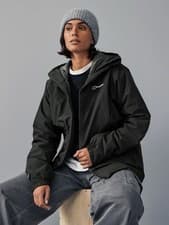 Image of Berghaus XXL Black Deluge jacket BRAND NEW