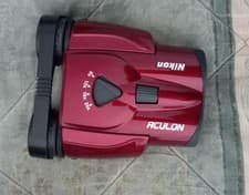 Image of Nikon Aculon 8-24x25 T11 binoculars RED