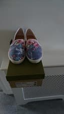 Image of HOTTER ELENA BLUE FLORAL CANVAS WOMENS SLIP ON SHOES UK 5 STD BNIB