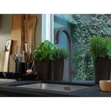 Image of Franke Maris Matt Black Lever Kitchen Sink Mixer Tap - MARISFSWIVELMB