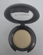 Image of Mac Eyeshadow...Nylon 1.5g Brand New. In Box. Discontinued