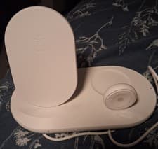 Image of Belkin 3-in-1 7.5W Wireless Dock Charger for Apple - White (WIZ001MYWH)