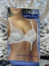 Image of PLAYTEX AFFINITY 7328 UNDERWIRED, FLOWER LACE, UNPADDED, FULL CUP BRA B17