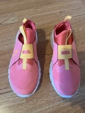 Image of BRAND NEW Nike Flex Runner 2 Pink U.K. Size 4 / EU size 36.5