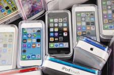Image of ✅New Apple iPod Touch 5th 6th 7th gen 16/32/64/128GB All Colors Sealed Box lot✅