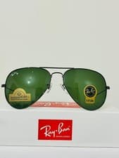 Image of Ray-Ban Aviator Classic Sunglasses Green G-15 Lens Black Metal Frame