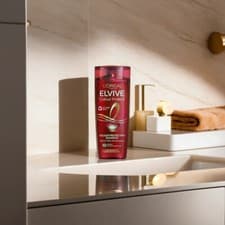 Image of L'Oreal Paris Elvive Colour Protect Shampoo for Coloured/Highlighted Hair 400 ML