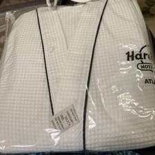 Image of New Hard Rock Hotel Casino One Size Waffle Robe Atlantic City White W/ Blue Trim