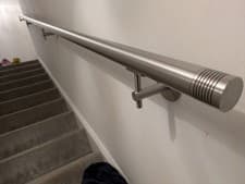 Image of STAINLESS STEEL HANDRAIL WITH 7 GROOVE END. 3.8mtr. BRACKETS NOT INCLUDED