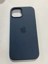 Image of GENUINE FOR IPHONE 15 / PRO / PRO MAX / PLUS SILICONE PHONE CASE WITH MAGSAFE