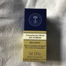 Image of Neals Yard Remedies Essential Oils Aromatherapy Blend De-Stress Relaxing 10ml
