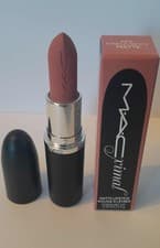 Image of MAC MACXIMAL MATTE LIPSTICK *KINDA SEXY* (606) 3.5G NEW AND BOXED *FREE POSTAGE*