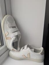 Image of Veja Brand New Leather Recife Rrp£135