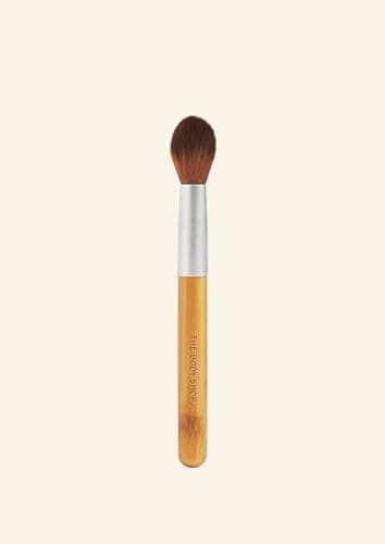 Image of The Body Shop Pointed Highlighter Brush bamboo Nylon bristles
