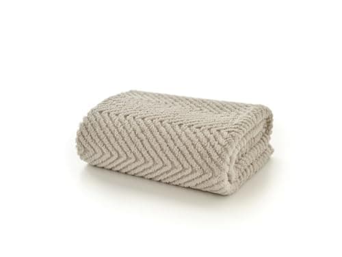 Image of Deyongs Hemsworth Chevron Fleece Throw Blanket 130 x 170 cm Super Soft 330gsm Popcorn Jacquard, Machine Washable Warm Sofa & Bed Layer - Stone - Designed in Great Britain Cosy Win