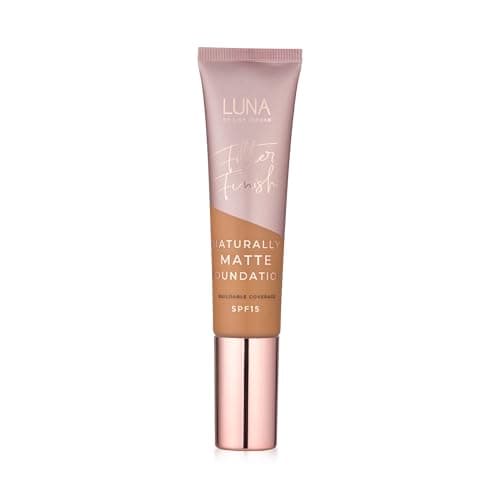 Image of LUNA Matte Foundation in RICH Shade - Contains Vitamin E and SPF15 - Oil-Free Face Foundations with Golden Undertone - Suitable for Oily and Sensitive Skin