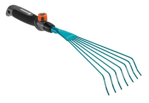 Image of GARDENA combisystem Wire Hand Rake: Hand rake for cleaning beds and aerating mossy areas; especially resistant, working width 12 cm (8917-20)