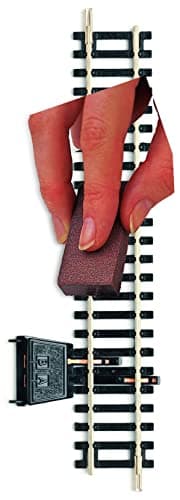Image of Hornby R602 Power Connecting Clip - Spare Parts and Train Accessories for Hornby OO Gauge Model Railway Sets, Coupling and Modelling Tools - Power Connecting Clip, Scale 1:76