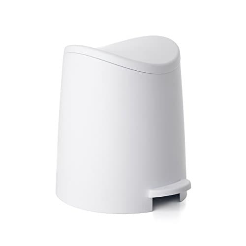 Image of TATAY Bathroom Bin with Standard Pedal 3L | Practical and Functional Design | Plastic | Compact and Easy to Use | Made in Spain | 19 x 21,8 x 22,1 cm – White