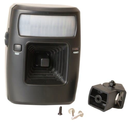 Image of Rentokil LFC61 Cat And Dog Ultra Sonic Repeller