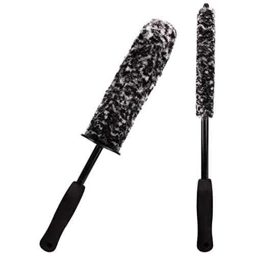 Image of 2 Pcs Car Wheel Brushes Wheel and Rim Cleaning Brush Long Handle Vehicle Wheel Brushes Kit Microfiber Wheel Hub Brushes Different Size Car Detailing Brushes Set Bendable Car Tire Brush