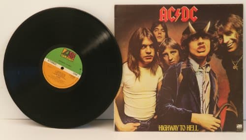 Image of AC/DC, highway to hell. Great copy. First UK pressing. 1979. Matrix.A1, B1, ARUN. Record label: Atlantic