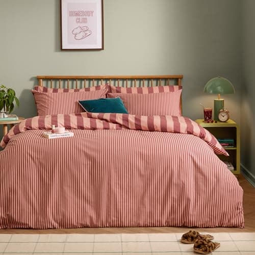 Image of furn. The Ultimate Stripe Duvet Cover Set – Reversible Bold Narrow Striped Polycotton Bedding (Raspberry Smoothie – Double)