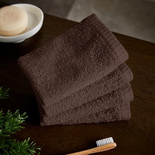 Image of Catherine Lansfield Quick Dry Cotton 30x30 cm 4 Pack Face Cloths Chocolate