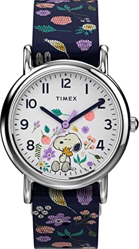 Image of Timex Weekender 31mm White Dial and Blue Floral Strap Quartz Watch TW2V45900