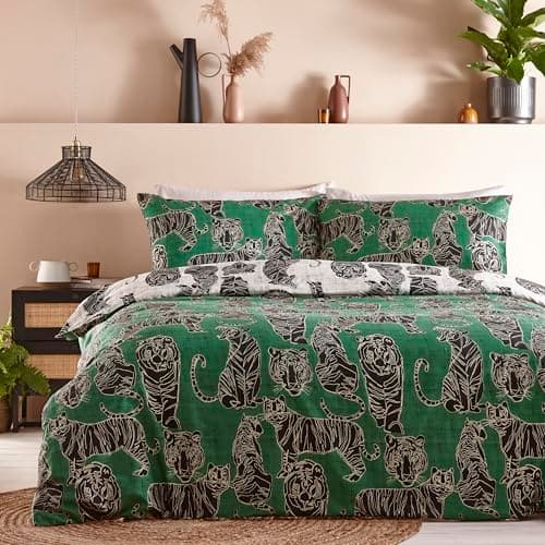 Image of furn. Wildcat Duvet Cover Set – Reversible Tribal Jungle Graphics Soft Cotton Blend with Pillowcases (Jungle Green – Double)