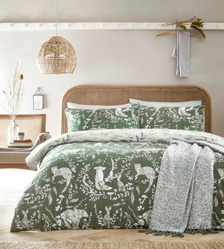 Image of furn Buckthorn Duvet Cover Set – Woodland Animal Print with Reversible Design, Polycotton Bedding (Green – King)