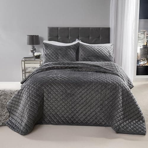 Image of Emma Barclay Regent Quilted Soft Touch Velvet Bedspread Set in Silver - Double Bed