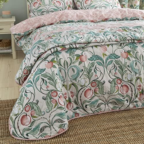 Image of Catherine Lansfield Bedroom Clarence Floral Quilted 220x230cm Quilted Bedspread Natural/Green